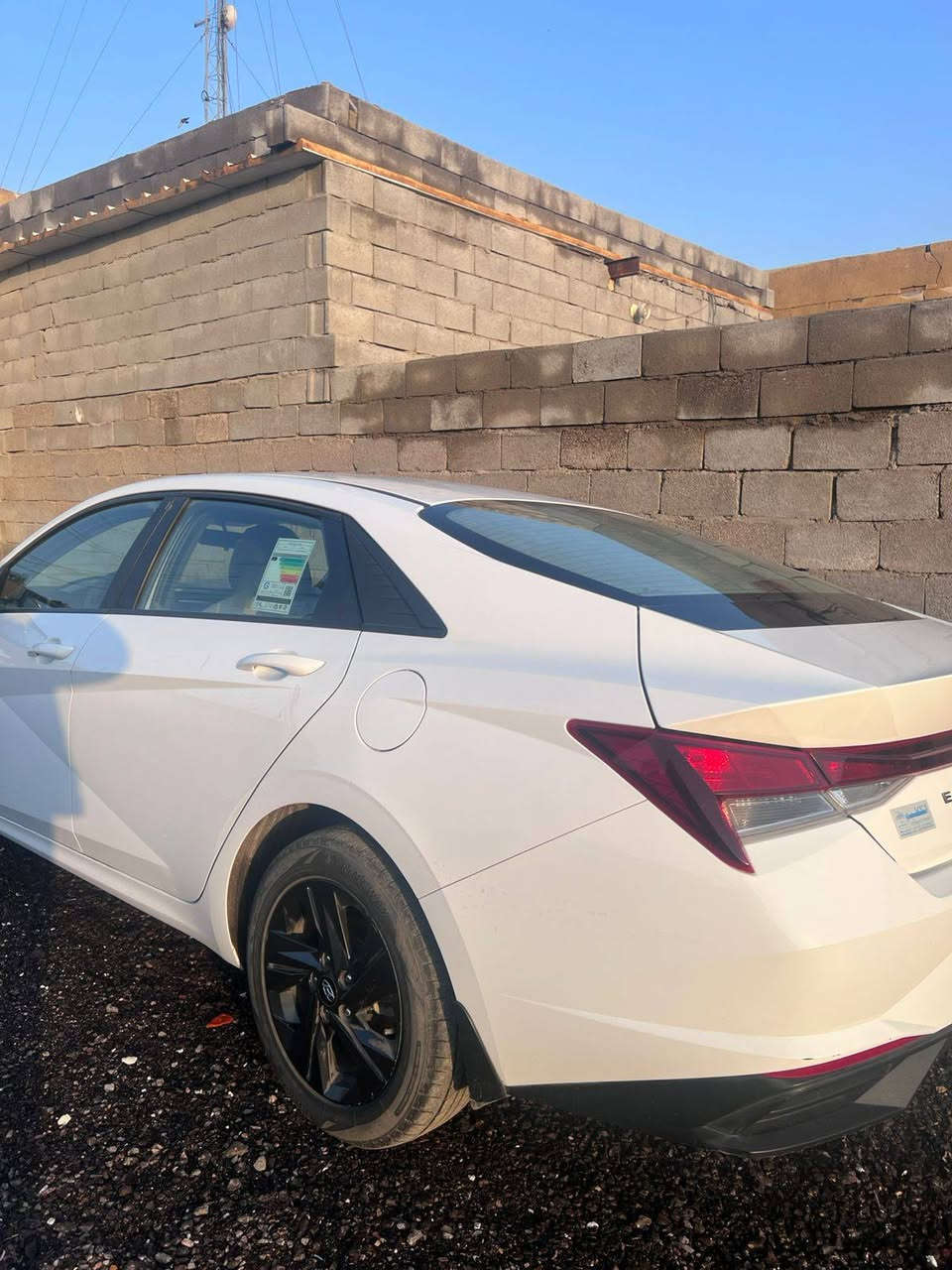 سلام عليكم النترا خليجي موديل 22 رقم بغداد مكينه 1600 السياره مكفوله من كلشي   بيهه شبر بل باب الخلفي مكان البصره قبله حي  المهندسين السعر 137 بيهه مجال ***********
