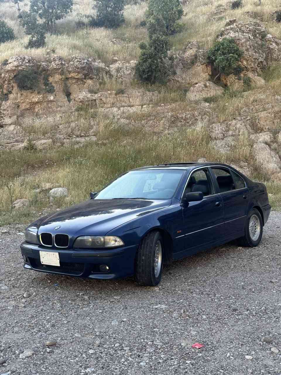 بي ام دبليو E39 528 1998 
فول فول مواصفات

📍 رقم بغداد
🌞 فتحة سقف
🪑 كشنات جلد بلدي
⚡ كشنات كهرباء
📡 حساسات
🔌 كهربائيات كاملة
🛠️ صدر أمامي وخلفي
📻 مشط ستيرن
❄️ فريزر تبريد وفان وتدفئة
🛞 تايرات جديدة
⛽ منظومة غاز من مصطفى الدورة
💧 منظومة ماء كاملة
⛽ منظومة بنزين كاملة
✅ السيارة كاملة وما بيها أي نواقص
📄 شرط التحويل
💹السعر 82 وبيها مجال بسيط 

مكان تواجد السيارة: موصل
رقم صاحب السيارة: ***********
