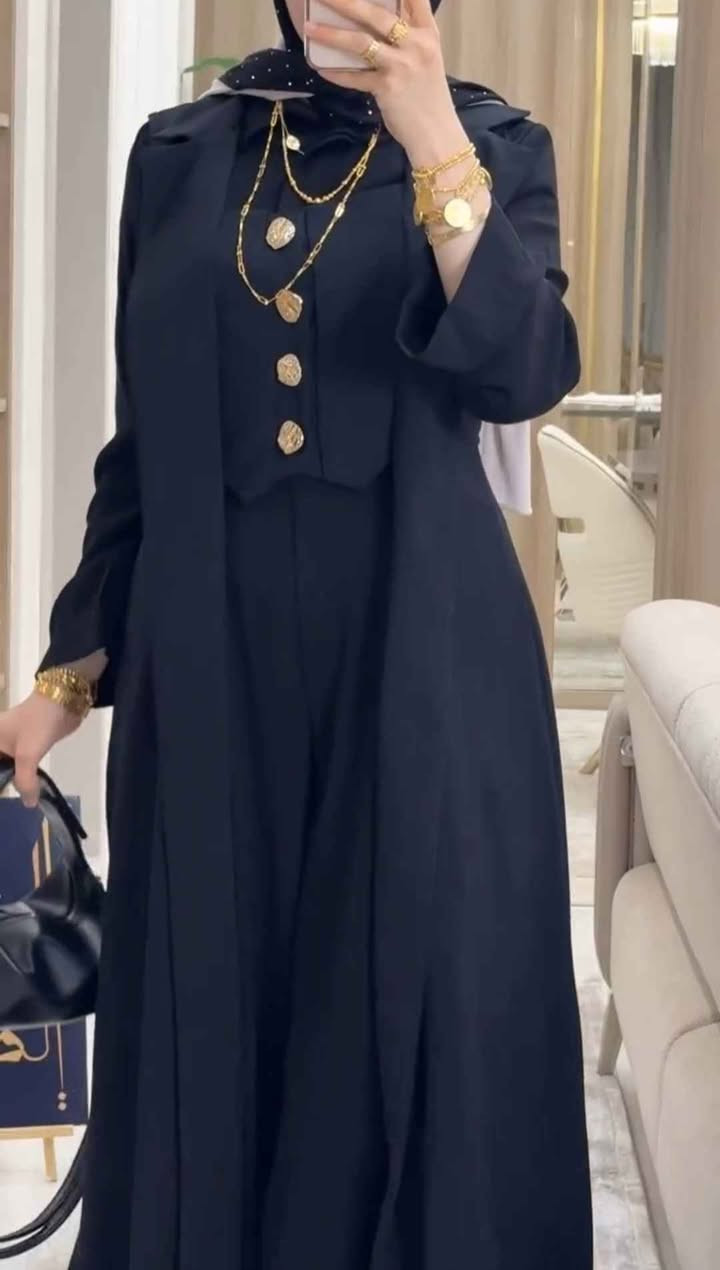 طقم الفخامه والأناقة 😍
طقم متكون من (كيلوت/قميص/ييلك مع جاكيت متصل)
قماش دابل ايطالي الأصلي والقميص دبي
قياسات 38,40,42,44,46,48 
السعر 53  الف
توصيل5 الاف بغداد بغداد, العراق


**إذا كنت صاحب هذا الإعلان وتريد حذفه لأي سبب، رجاءا أرسل رسالة إلى الدعم الفني**
