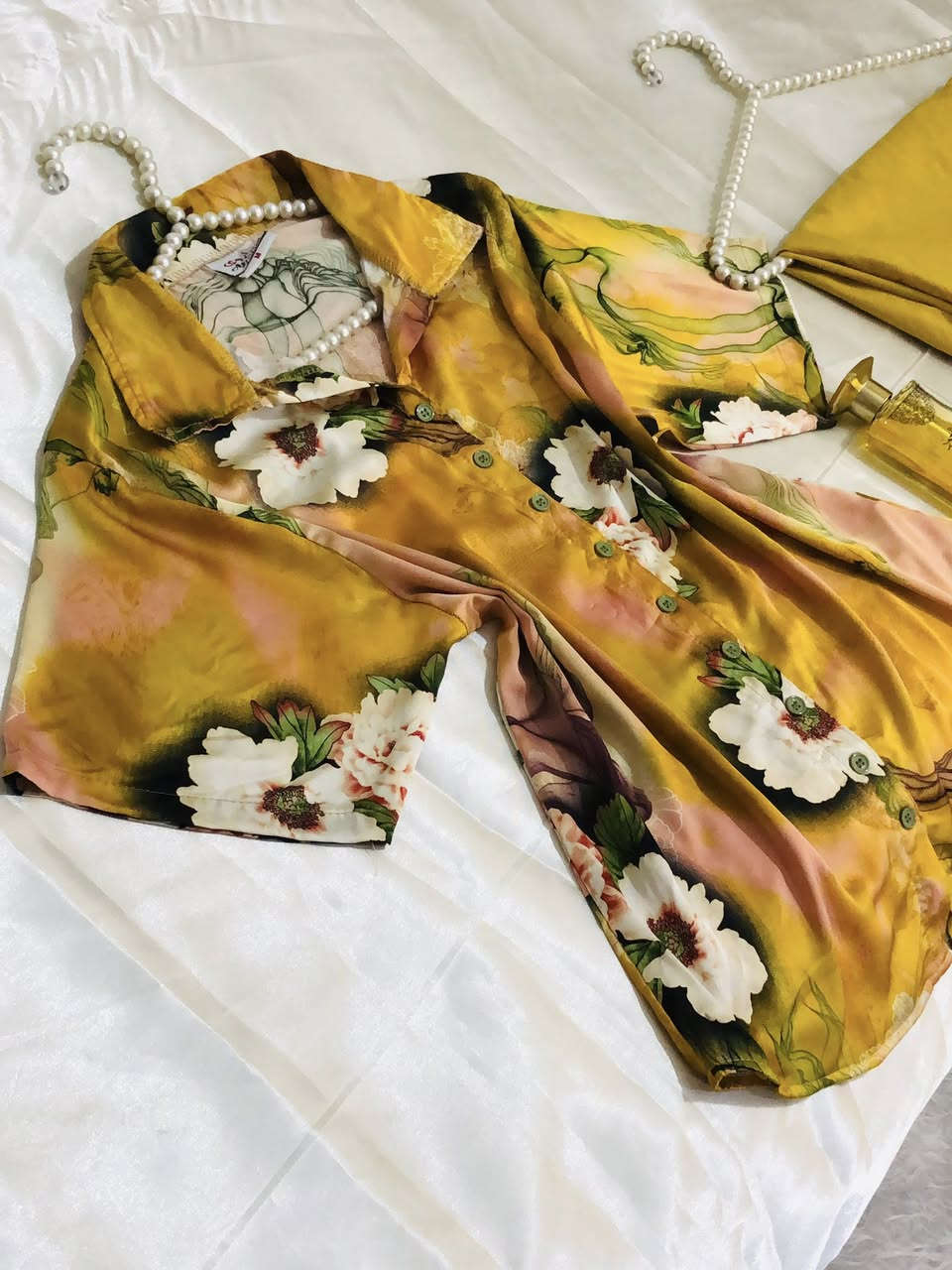 يلبس وزن ٥٥ ٦٠ سعره ( ٥ الاف ) 💛✨


**إذا كنت صاحب هذا الإعلان وتريد حذفه لأي سبب، رجاءا أرسل رسالة إلى الدعم الفني**