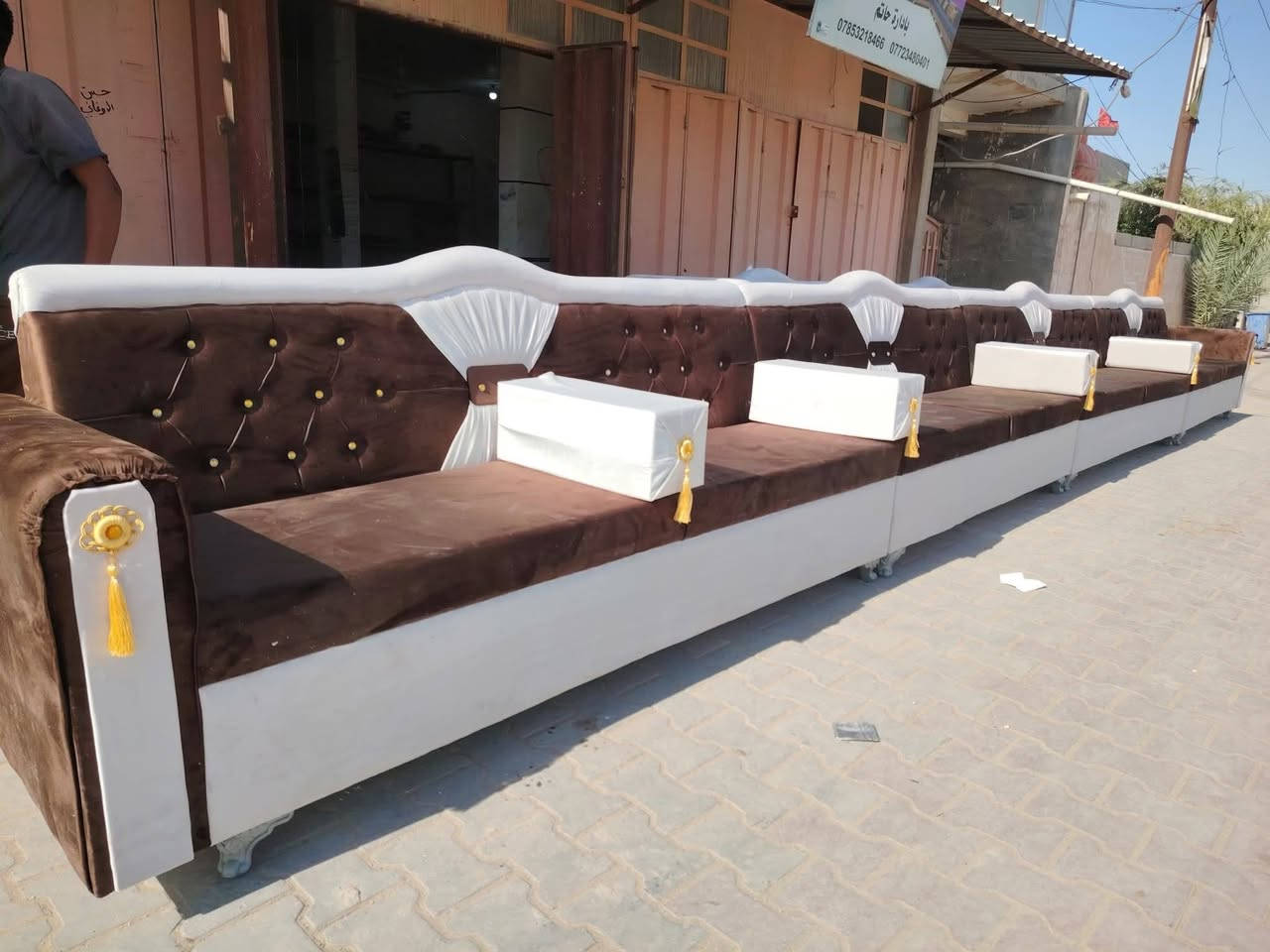 مثل ماعودنكم على اجمل موديلات شغل تسكام خشب اسود سفنج ميز اي لون تريد موجود معمل  احمد العزاوي عنوان شارع سده محاويل قرب حسينيت طوالب ستفسار موجود وتساب أو تصال على رقم ***********
