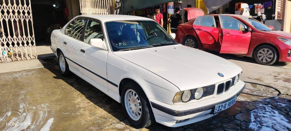 السلام عليكم
BMW حجم525 موديل 1992
سياره مامصبوغة بيها مكانات بخ 
سيارة جاهزة 
كير محرك شرط الفحص 
جامات امامي كهربائيّ مكينة كبس 
داخل اسود جلد بطاين صاج داخلها نظيف تبريد شغال تدفئه يعوزها راديتر رقم نينوى باسمي كابون بيها 
سياره تحويل فقط بدون وكالة 
السعر 62💵$
تعجبك على عيني وراسي ماتعجبك هم على عيني وراسي مكاني موصل الجانب الايسر ما اكطع سعر بالتلفون تجي تفحص وتقتنع وتاخذ عيوني 
لتواصل ***********
***********
