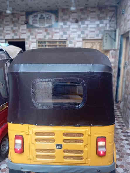 تكتك البيع موديل 2020 رقم نكليزي سعر 6 ملايين وبها مجال الشراي  وهذا ‏‪0786 488 8632‬‏ هذا رقمي ونتصل عليه
