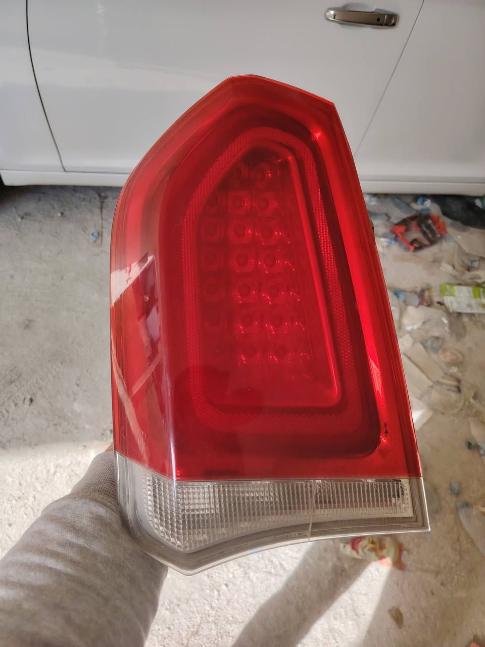 بك لايت أوباما كندي اصلي جه السائق بي فطر بلجامه بس تريد تبدله تعوفه هيج براحتك ***********
