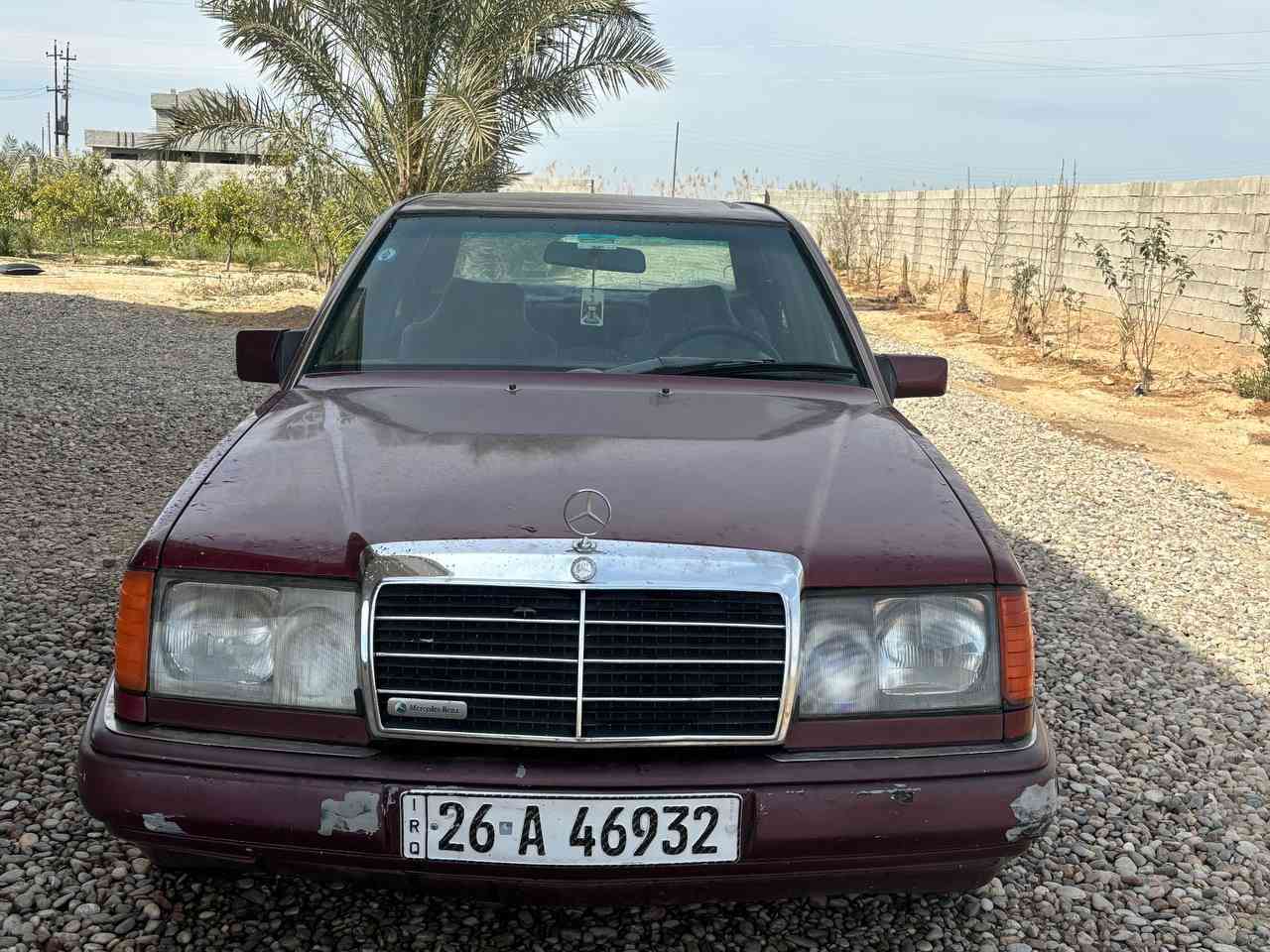 مارسدس دب موديل 1990
سنويه لل28 مشروع وطني عندي وكاله عامة شرط التحويل ثاني يوم گير محرك vvt 2500 بالشرط
روس دبلات بالشرط بلاد 
السعر 50 بي مجال
هاتف ***********
