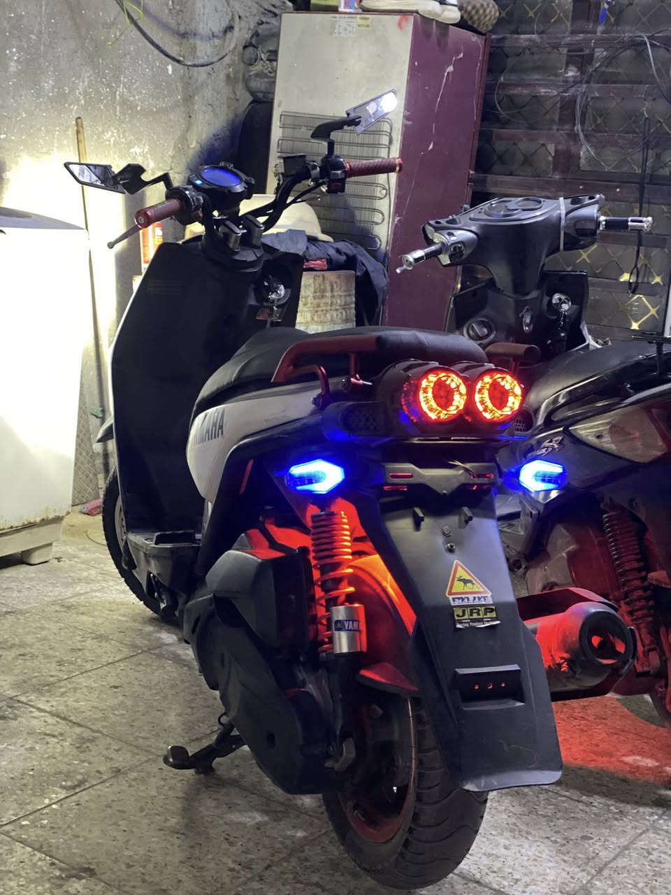 السلام عليكم سكنس جبلي الدراه رمبه مصار اقل الشهر نازله  الدراجه خير من الله شلعه معدل بيه كلجات رياضي بك لايت كوسو الدراجه معروضه 1150 وبيه مجال متوازي ع بيعته ***********
