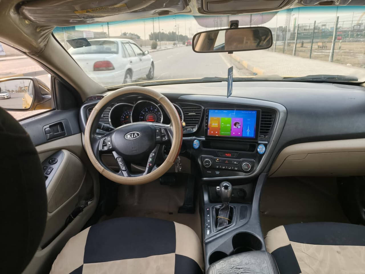 اوبتيما 11امريكي بسمي رقم بغداد الدولي حادثها جاملغ امامي ماعابر مكينه مجفته صارلها اسبوع صدر امامي خلفي جديد سعرها 95 خطها بغداد زبيديه للاتصال ***********او***********لحد يدخل خاص لان ماعندي نت اتصل على الرقم
