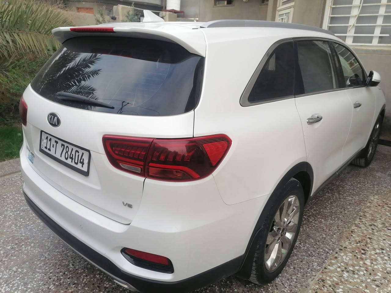 السلام عليكم
سورنتو 2020
خليجي
 مكفوله
سته سلندر سبعه راكب
فول عدا الفتحة
رقم بغداد انگليزي
جاهزه والحمدلله اي نقص ما بيها
مكانها ذي قار 
للاستفسار الاتصال على الرقم
***********
***********
