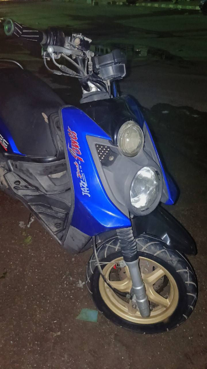 سلام عليكم دراجة سكنس جبلي للبيع دراجة مقفولة قفل عام نضافة فول السعر 1350 وبيه مجال قليل المكان حلة شارع حي شبر قرب مطعم حجي حسين رقم الهاتف ***********
