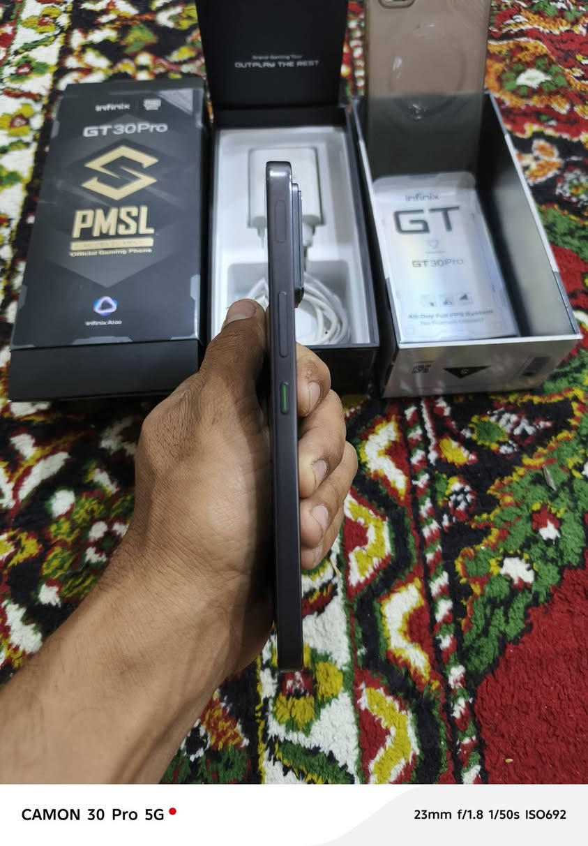 للبيع انفنكس GT 30 Pro ابو الشفتات
ذاكرة 256 وعشوائية 12+12
الشاحن الاصلية 45 واط والكيبل والكفر الشفاف
الجهاز كلش نضيف مثل ماموضح بالصور
السعر 380 الف
رقمي *********** متواجد واتساب
مكاني بغداد البلديات
