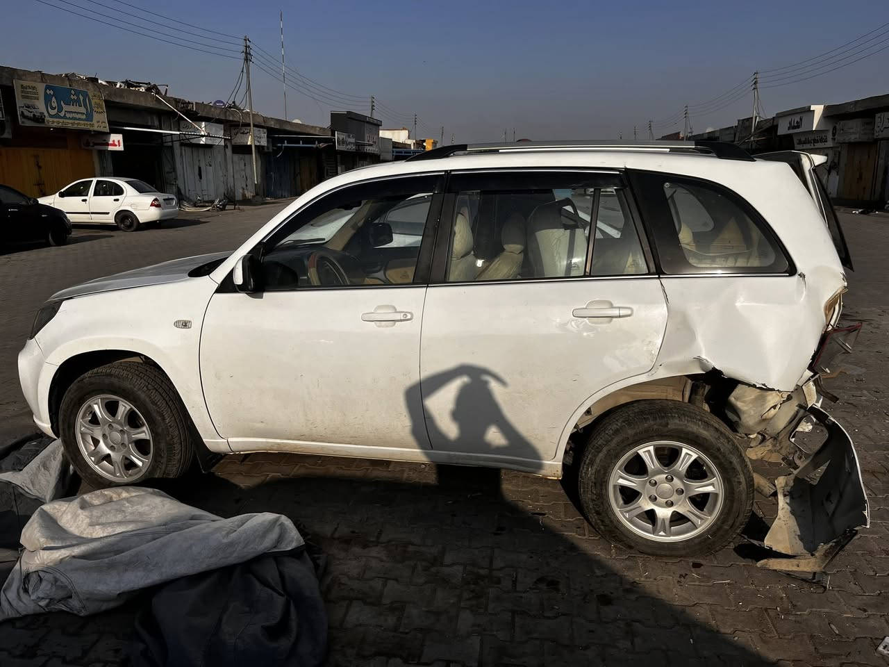 سلام عليكم ورحمة الله وبركاته تيكو صيني موديل2014 محرك2.0 كير اوتماتيك AT  تحتوي على فتحة سقف حساسات خلفيه فقط وايرباك استيرن مكفوله كفاله عامه سابقاً لايت عالي ناصي وتحكم بالاناره معروضه53ورقه وبيها مجال….للاستفسار الاتصال على رقم***********
