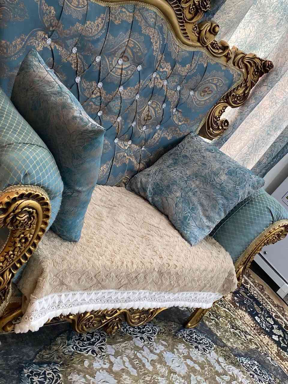 السلام عليكم
تخم للبيع نضيف جداً 
10مقاعد 
سعر 600وبي مجال بسيط
للاستفسار اتصل ع الرقم
***********
