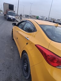 النترا • ٢٠١١ • امريكي