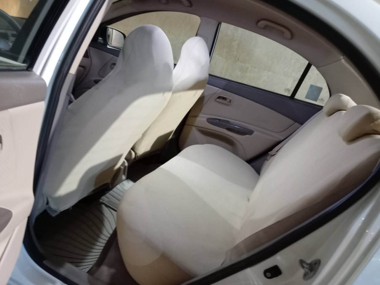 بسم الله الرحمن الرحيم
السلام عليكم ورحمة الله وبركاته
🔹 للبيع كيا ريو
🚗 لون أبيض
⚙️ كير أوتوماتيك
🔑 مرايا كهربائية مع إشارات
💡 أضوية أمامية وضباب
🎵 نظام صوتي ممتاز
❄️ تبريد قوي
🛞 جنوط وكالة
🪑 داخلية نظيفة ومرتبة
⛽ اقتصادية جداً بالوقود
✅ بدون صبغ
✅ بدون أضرار
✅ جاهزة للاستخدام
📞 للاستفسار والمشاهدة على الخاص***********

