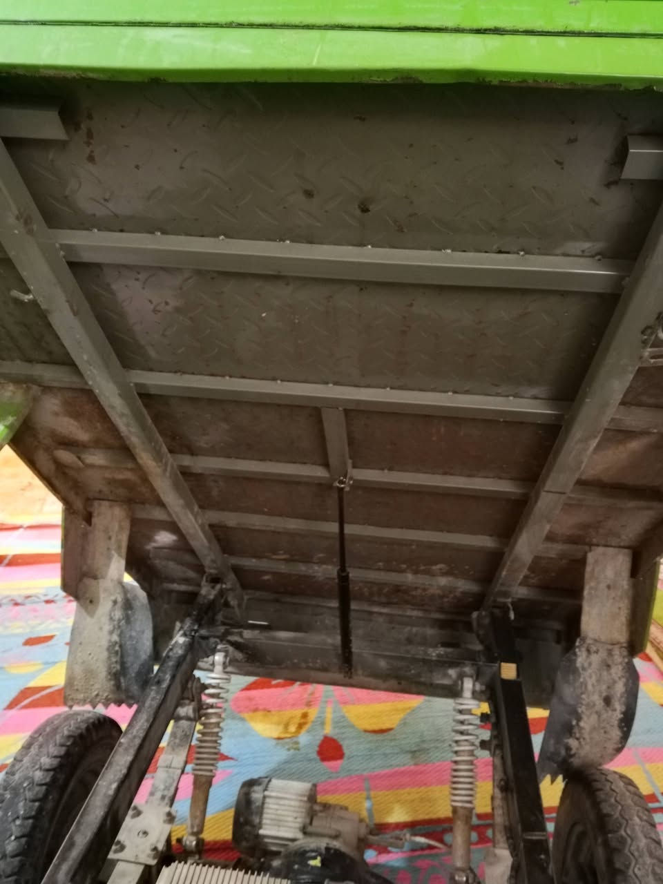 السلام عليكم سوته  شحن لبيع حجم كبير جداً باتريات عدد 5 حجم كبير نضيفه كامله مكمله ما بيهه اي نقص مكان الرفاعي سعر 1000 بي مجال  ان شاء الله هذا رقم الهاتف انتصل ***********
