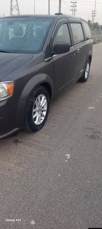 دودج كرفان • ٢٠١٩ • ماشيه ٧٩ الف