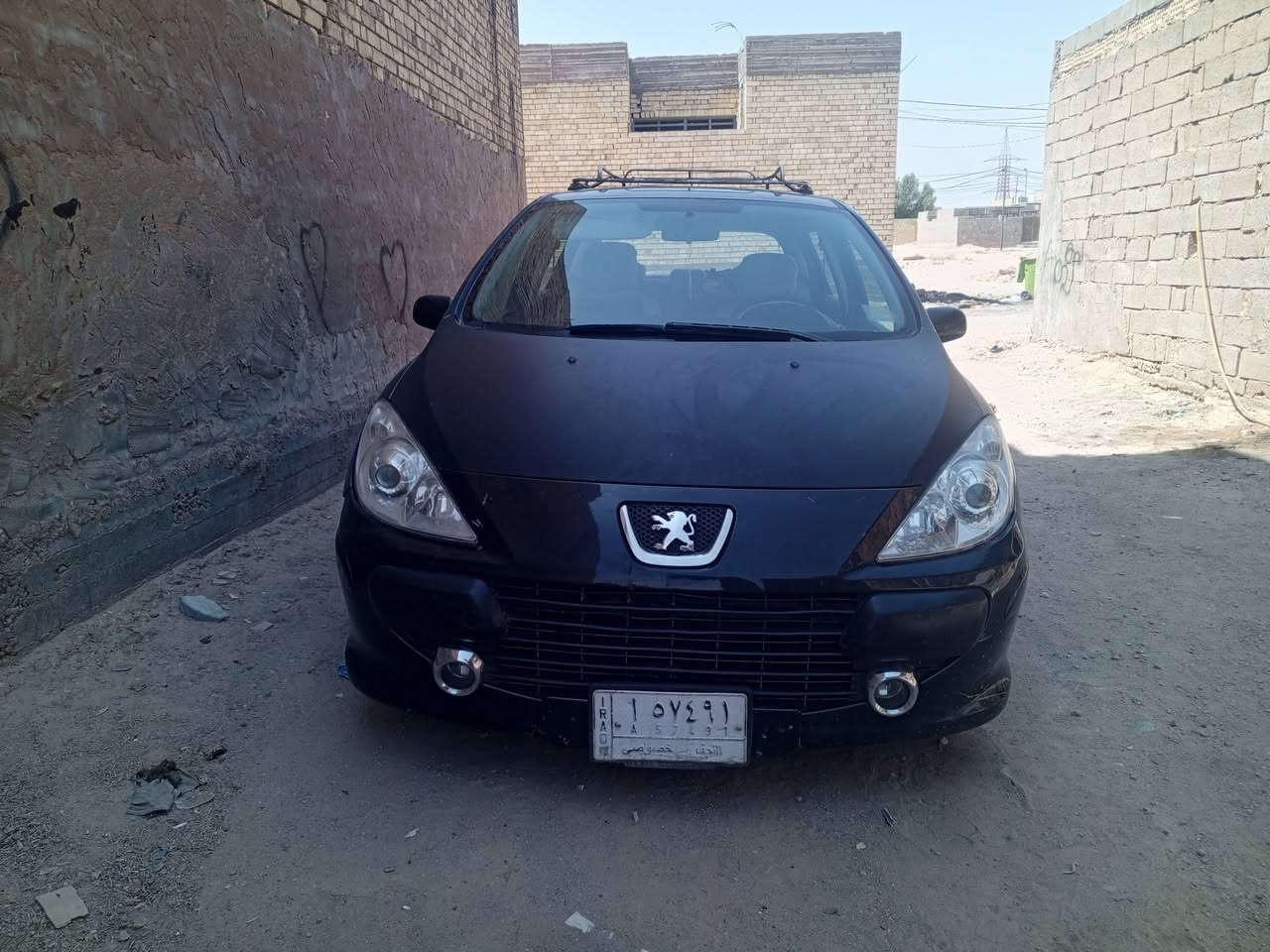 للبيع او مراوس بيجو فرنسي مكفول وجاهزة مديل ٧ مكان النجف للاستفسار ***********
