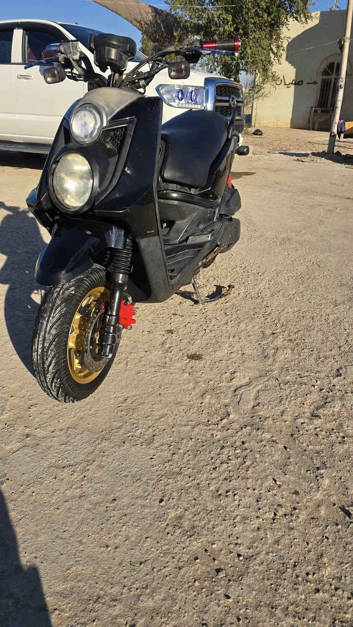 السلام عليكم سكنس جبلي 2014 للبيع  ختم واحد ويه لمكينه   تخم تايرات جديد اشاير شغاله كلوب زنون عالي ناصي  دراجه نضيفه كلش   كدام عينك مكاني حله مركز مو شراي لا تجي فدوه اروحلك رقمي ***********
