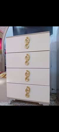 غرفه تركي ملكي للبيع ٩ قطع سعرها ٧٠٠ بيها مجال للاستفسار 07721007677