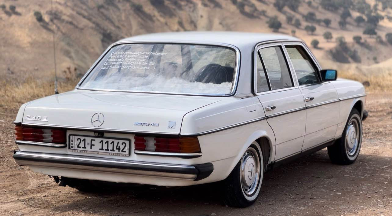 مارسیدس ١٩٨٢زۆر پاک ماوە هەمو گیانی بە شەرت گەرمی تەبرید تۆماتیک عیزام نیە بە عیزام دەیفرۆشم لێدراوی نییە سەیارەکی زۆر پاکو خۆشە نرخی ٧٠$
ژمارە مۆبایل *********** أربيل, العراق
