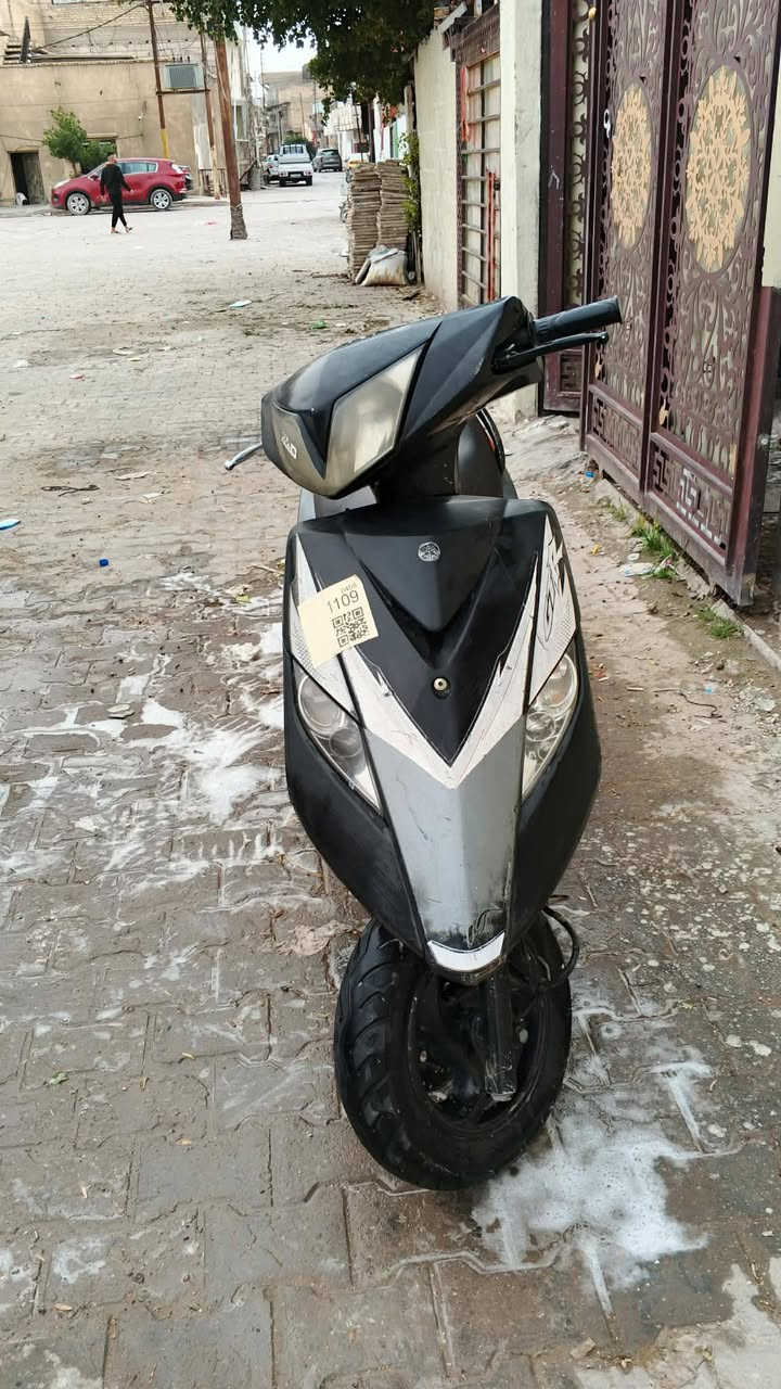 سلام عليكم للبيع دراجة ماكس ثعلب الدراجة جديدة الكهربائيات كلهة شغالة مكان الدراجة بغداد المحمودية السعر 400وبيهة مجال بسيط الرقم ***********,***********
