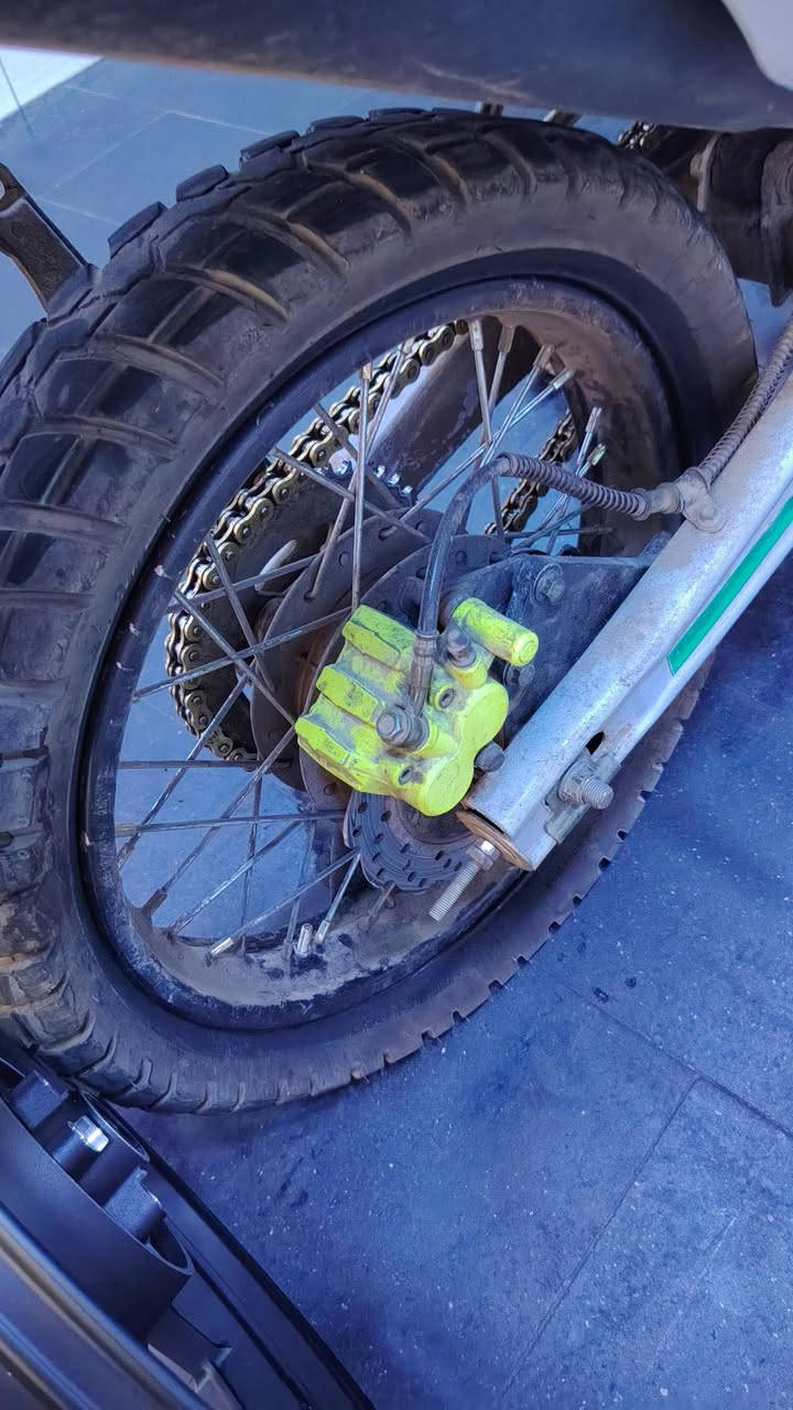 سلام عليكم
ويل  خلفي مال دايوان ادفنجر 250cc كامل طبله ودشلي كله كامل للبيعو

وزنجيل مال بطح اني شاده للادفنجر ابو ربل اصلي صارلي سبوع من شاده 
*********** واتس فقط
*********** رصيد

