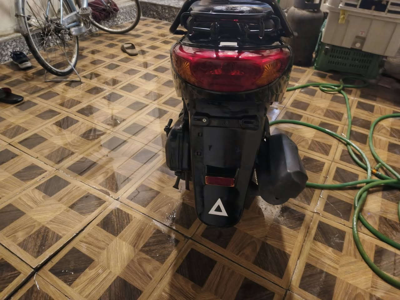 السلام عليكم
دراجه اكزز نوزل خطين دراجه خير من الله مابيه لاتنقيص ولاتبخير بعده على وظع الشركة مامبدل بيه اي شي ماناقصه اي شيء نص نكره شوكت متريد السعر مليون٢٥٠الف العنوان بغداد الدوره الاسكان سبب البيع مديون وريد اسد ديني ***********
