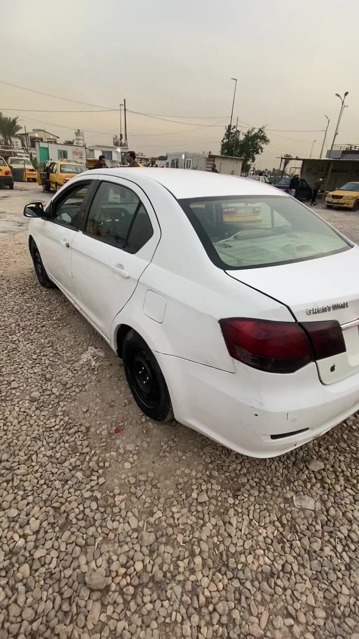 فولكس كريت ويل ١١ كير عادي
مكينه كورلاء جديده توني شادهه قبل اشهر لا تنقيص لا تبخير 
رقم بغداد ب اسمي تحويل مباشر سنويه ٢٩ 
حداديه جديده تخم تاير جديد 
السياره عوزهه ترتيبات بسيطه بيهه خياسات بالدوس 
مكاني بغداد مدينه الصدر 
السعر ٤٠ وبيهه مجال 
***********
