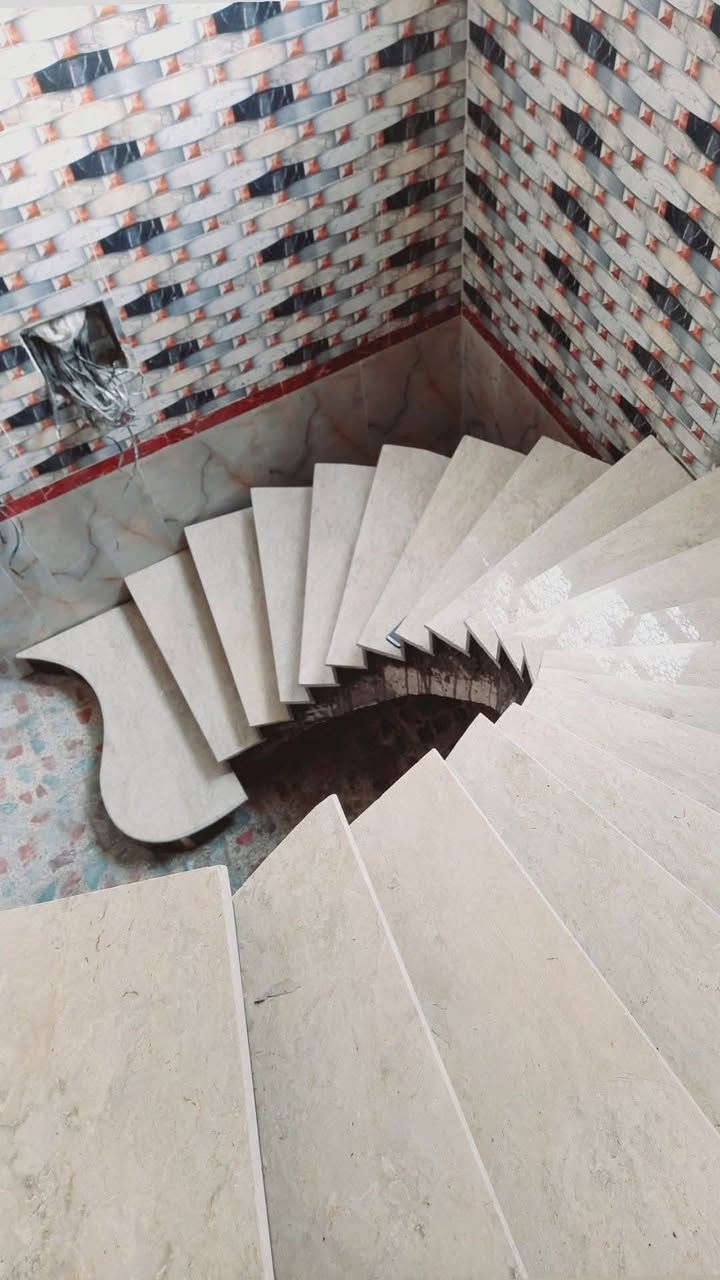 اعمالنا تميزنا عملنا مرمر سيراميك وبؤرسلين ارضي جدار سمنت او ماده واجهات ادرؤجه للاستفسار اتصال او واتس اب ***********
