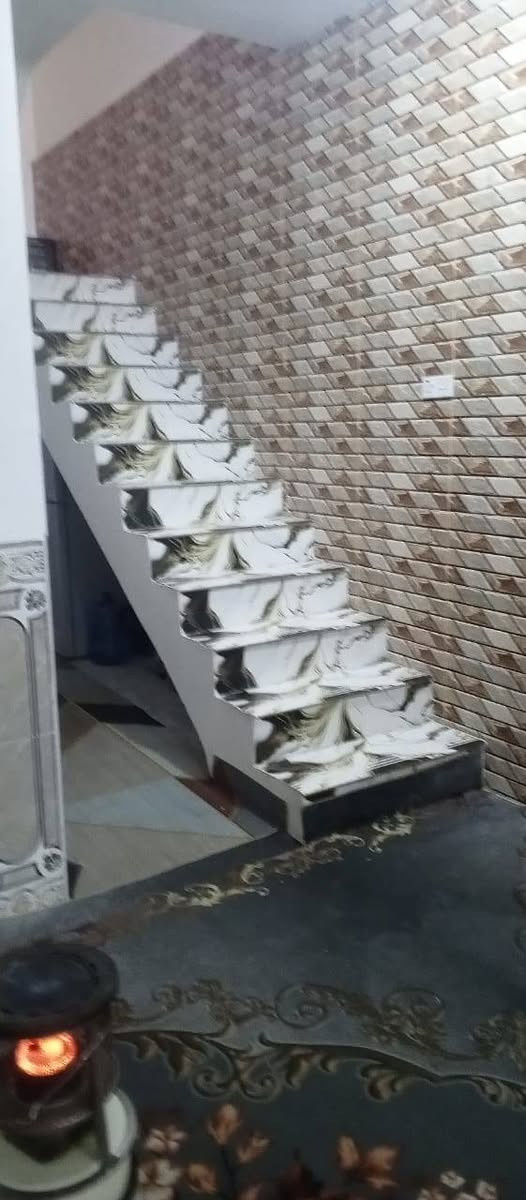 دار للبيع على طريق ابوالجاسم في حي المنتظر المساحة 100م
متكون الدار من :
غرفه نوم
صالة
استقبال 
مطبخ
صحيات داخلية وخارجية
علما أن الدار بناء بلوك صب مسلح
سيراميك جدران أرضية بورسلين

السعر 35 قابل للتفاوض للاستفسار زورونا في مكتبنا الواقع مقابيل جملة القاسم أو الاتصال على الارقام التاليه:
***********ياسر 
‏‪***********‬‏عباس
