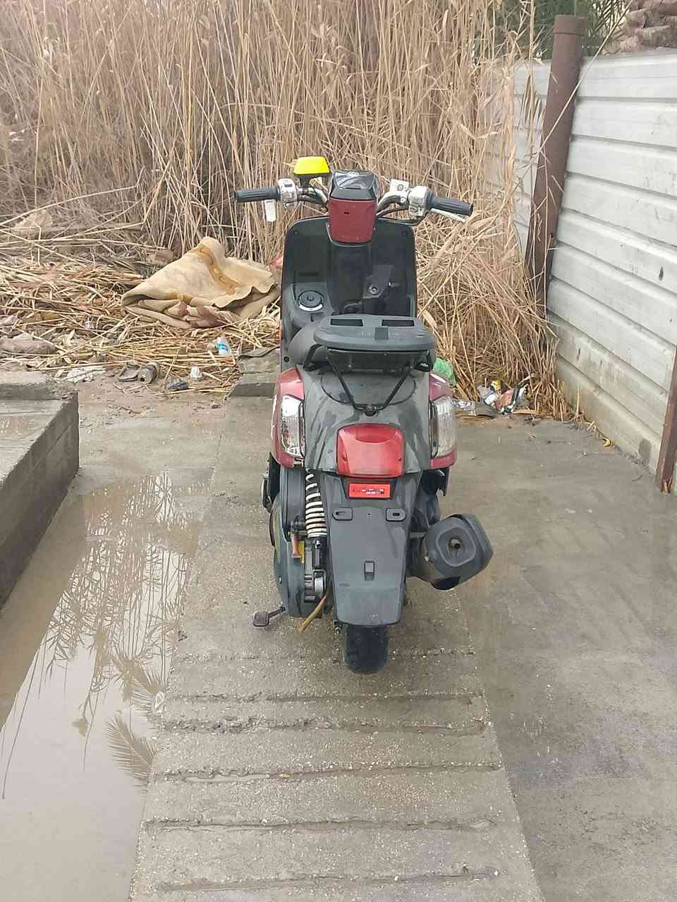 سلام عليكم بوليس للبيع موديل 13دراجة بلادية برقي مامفتوح بيها   ا لسعر 1100وبيها مجال المكان لمسيب ***********
