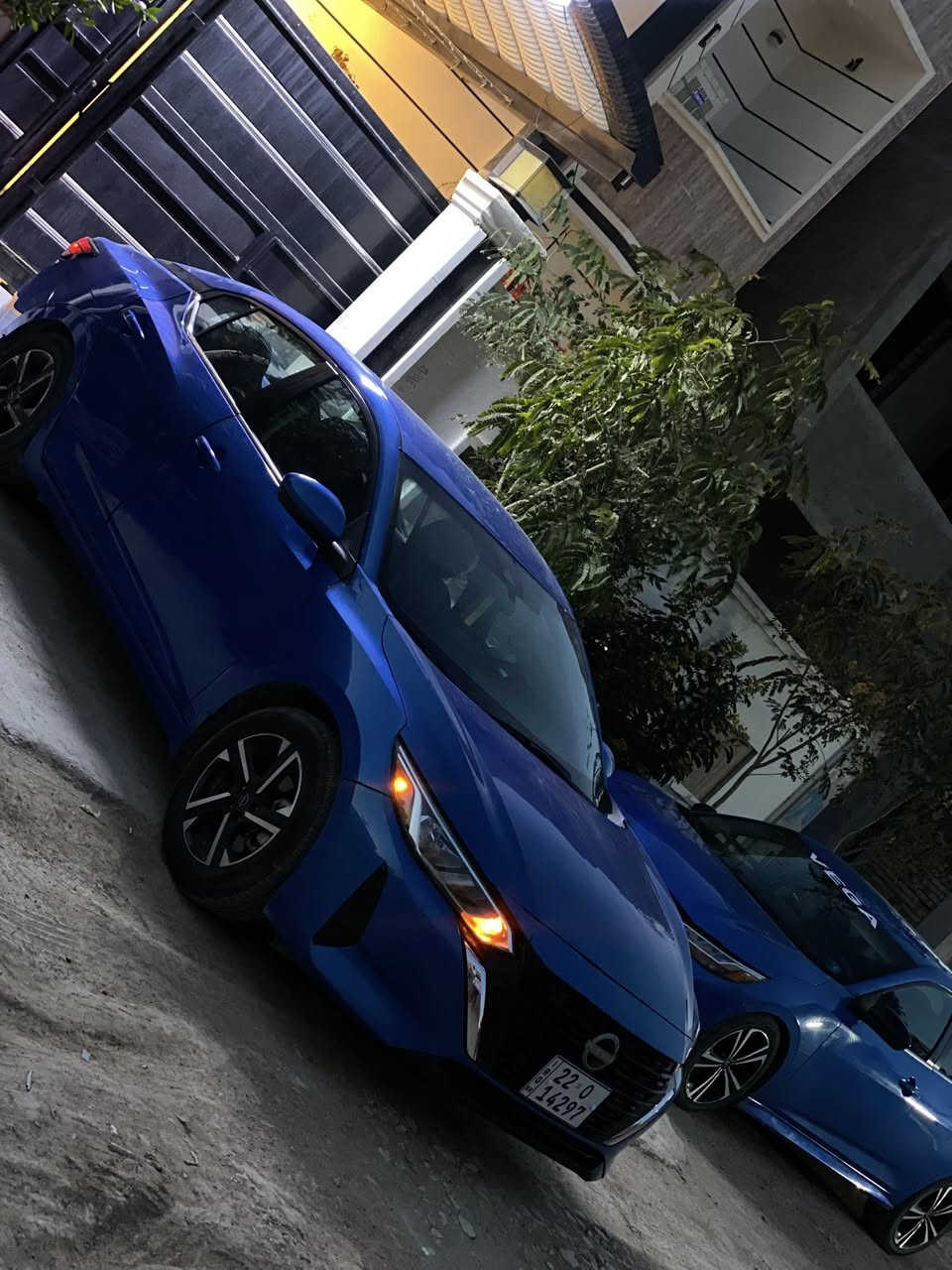 السلام عليكم
نيسان سنترا💙 
موديل 2024
وارد امريكي 
فئة sv
مواصفاتها
رادار امامي 
رادار خلفي وجانبي
نقطه عمياء 
حساسات امامي خلفي
مودات قياده 
وبيها اوتو هولد 
ومواصفاتها هواي بعد 
السياره مكينه وكير مكفولات 
بيها بنيد تعديل بيدي ار بدون دواخل وبدون ايرباك 
رقم اربيل بأسمي 
السياره جديده بمعنى الكلمه وبالواقع احلى من الصور 
السعر 165 وبيها مجال
الرقم ***********
