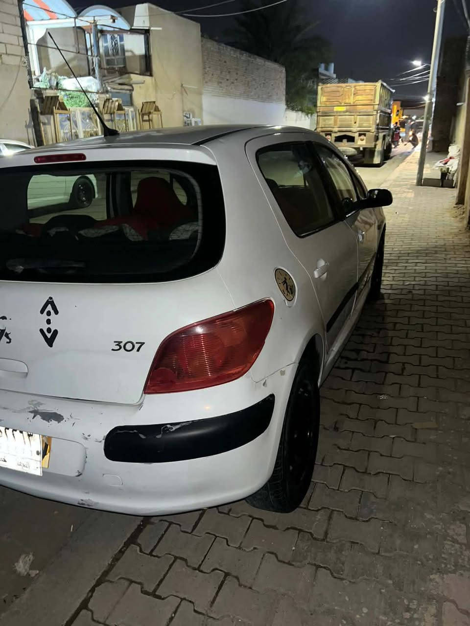 سلام عليكم سياره بيجو فرنسي 307  مديل 2004  رقم نجف  السعر 40  ***********
