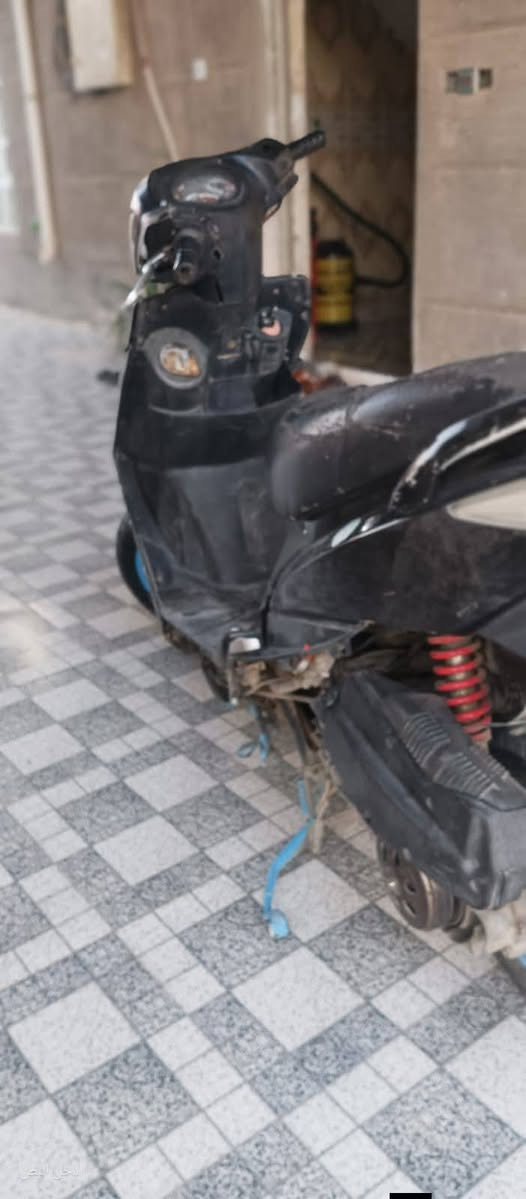 دراجه سايم معروضه للبيع شغاله نكره سلف السعر400وبيها مجال حك الجيه
‏‪0776 872 3146‬‏
