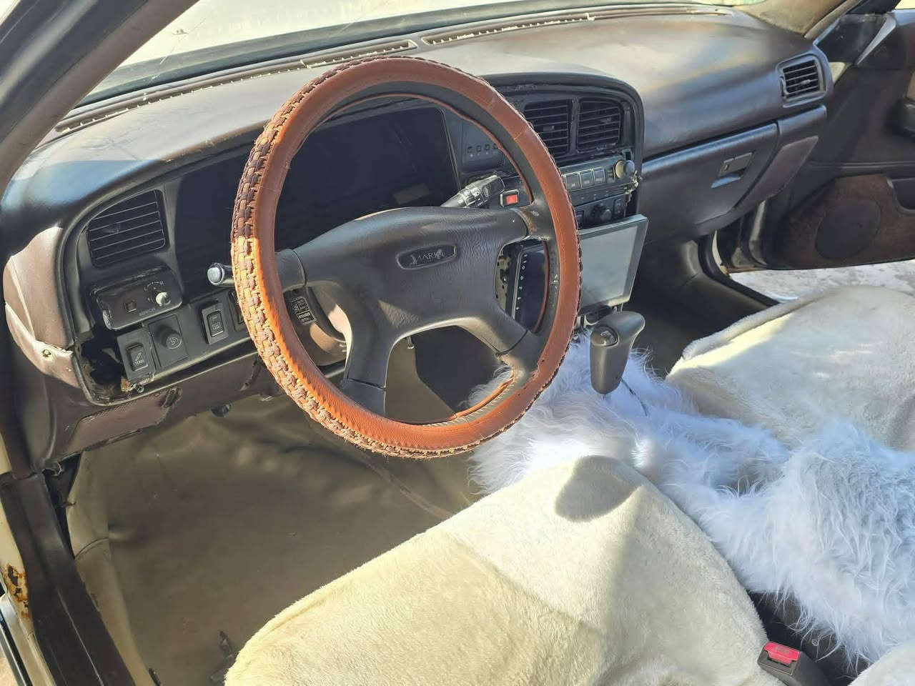 مارك عظم فلات رقم بابل مشروع وطني مديل١٩٩٤
سياره جاهزه حداديه جديده تخم تاير كامره حساسات شاشه 
دواخل نضيفه كهربائيات كلها شغاله 
اي صبغ مابيه 
٥١ وبيها مجال


**إذا كنت صاحب هذا الإعلان وتريد حذفه لأي سبب، رجاءا أرسل رسالة إلى الدعم الفني**