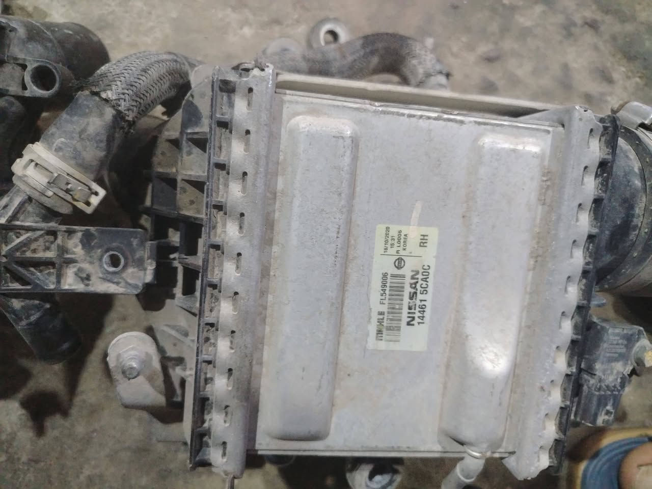 سلام عليكم أغراض انفنتي Q50 الله يشهد بجيس سياره ماشيه 20الف استفسار ***********
