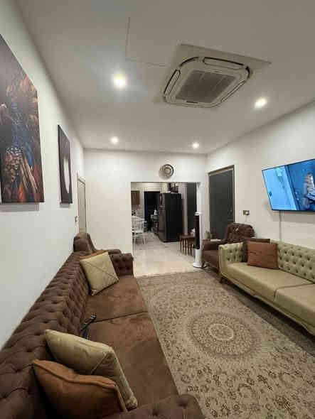 🏢شقة للبيع تمليك في مجمع سند المستقبل
📍- موقع الشقة مميز في الكرادة بين كرادة داخل وابو نواس 

📏- مساحة ١١٠ متر

- طابق ارضي واجهه اماميه 

- تحتوي على سبالت نظام تبريد مركزي -

- تتكون من استقبال + مطبخ + ٢ غرفه نوم + ٢ صحيات 

- نظام سكيورتي 

🚘-كراج سيارات اسفل البناية
💸السعر 260 مليون 

📠للاستفسار الاتصال على الرقم متوفر واتساب أيضا 

📞***********

🛑 نستقبل كافة العروض ✅
( تجاري/ زراعي/ بيع/ ايجار )
