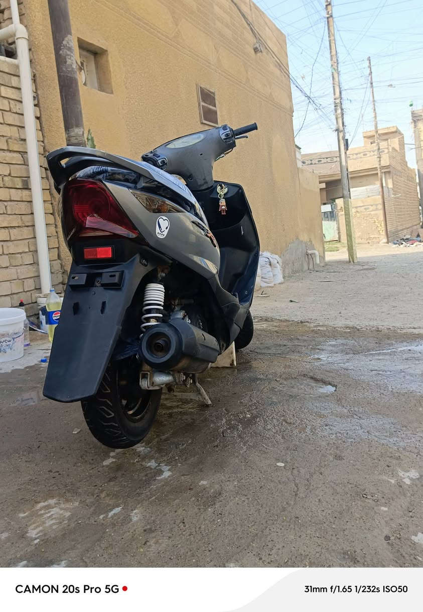 سلام عليكم
دراجه ثعلب نوزل دراجه خير من الله 
مكينه مامفتوحه خرسه دراجه 
شلعه معدل + صالصنه ستيل 
زوج تايرات 
يرغب بل شراء أو مراوس 
يتواصل عل واتساب ***********
