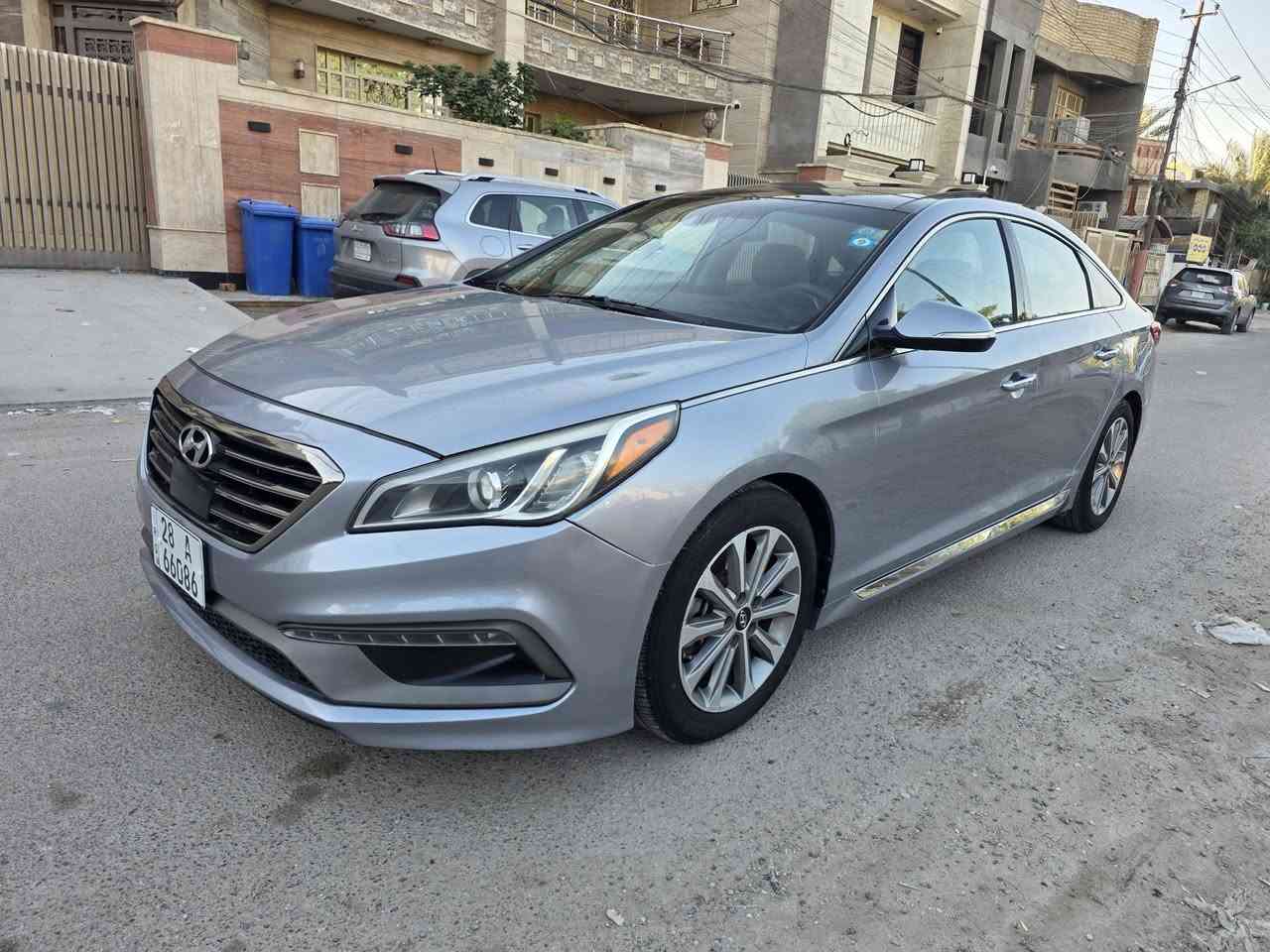 سوناتا 2016 وارد امريكي حادث بنيد مبدل اصلي نفس اللون وجاملغ والباب كلير فقط بدون دواخل شرط اعلى مواصفات vip 
بصمه تشغيل بصمه ابواب بصمه جنطه بناوراما قطعتين تبريد شاشه وكاميرا دواره وفول تحكمات داخل صاج سماعات انفنتي ودمام بجنطه بلادي سايد بريك بصمه ٣ انظمه قياده اوتو هولد كشنات جلد وتدفئه وتبريد وكهرباء وذاكره بالكشنات ٤ رادرات حساسات خلفيه بردات بلاديه خلفيه ستيرن تدفئه وبيه هواي مواصفات تخم تاير جديد توني شاده كومهو اصلي كوري وصدر امامي خلفي جديد وياهن زوج درايم شفتات محرك 2400 Gdi مجفت عام درجه اولى كلفني مليون ونص اويل بم شديت الصغير وكازكيت عالي شرط تبريد وبج بدون دوانز بانزين عادي مكاني بغداد رقم نجف تحويل في بغداد السعر ١٢٥ ورقه 
للمراوس بانسب للاتصال ***********
