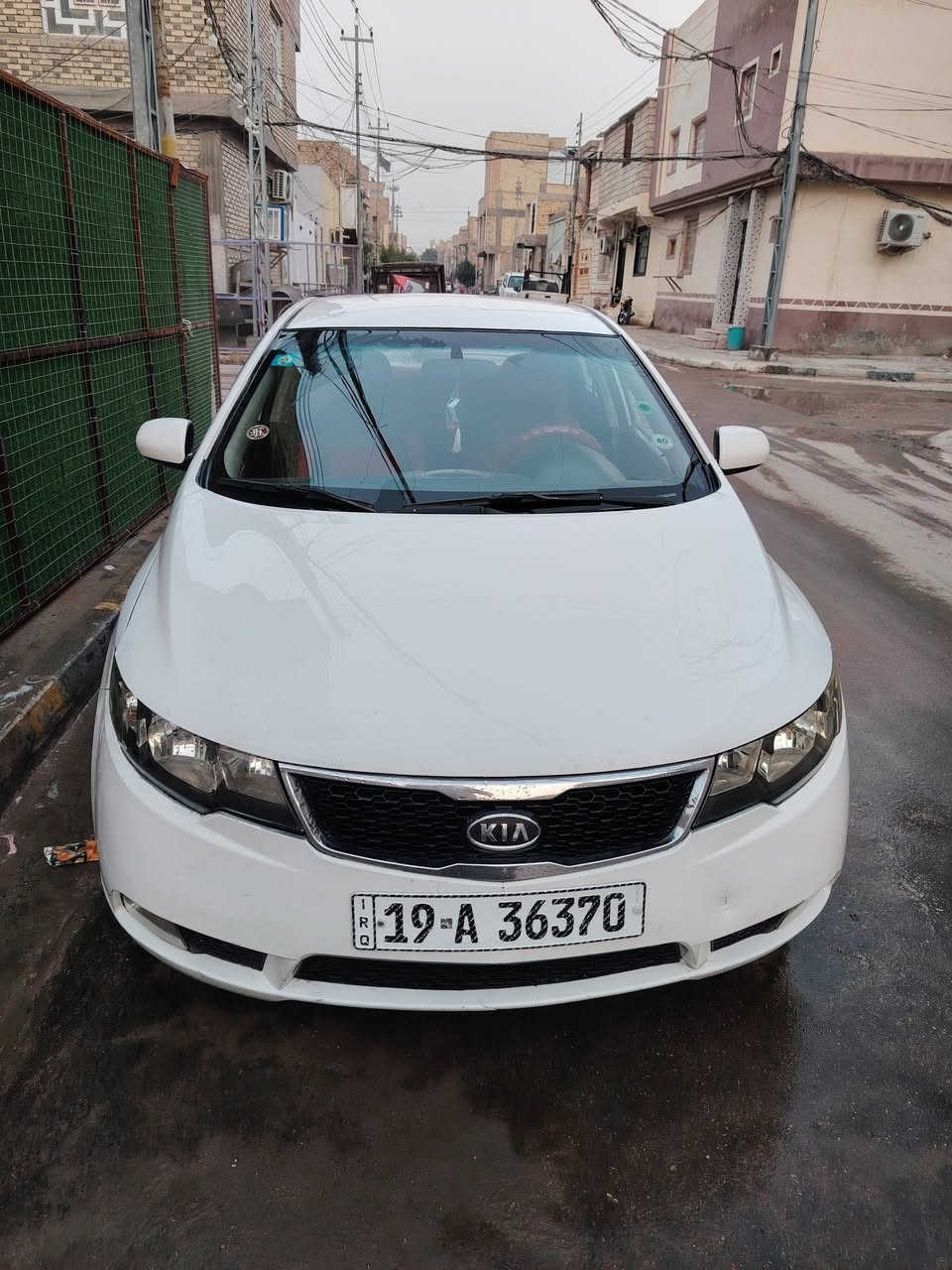 اسلام عليكم عندي سياره خليجي مديل 12 سيراتو للبيع رقم كربله باسمي والسنويه 2030 السياره بيهه ثلاث قطع فقط رش والباقي كله كفاله عنوان نجف شارع المدينه ***********
