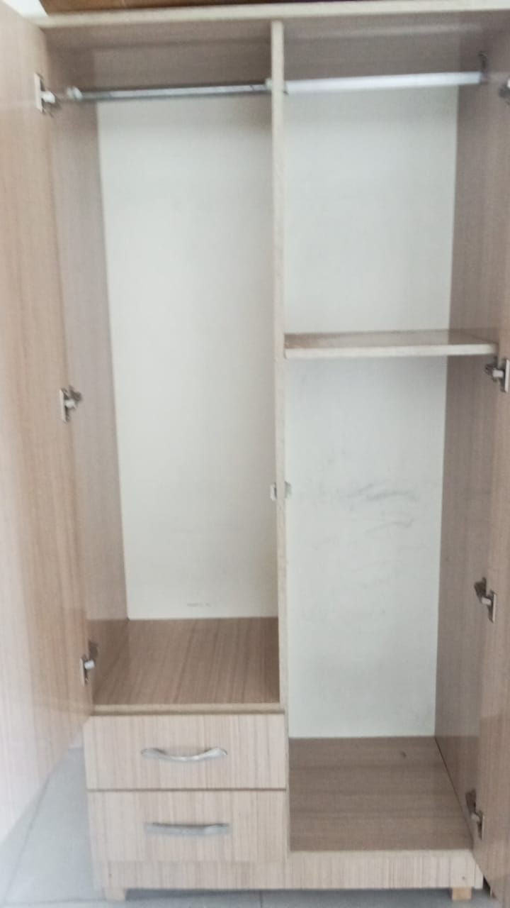 كنتور للبيع بسعر مناسب ***********
