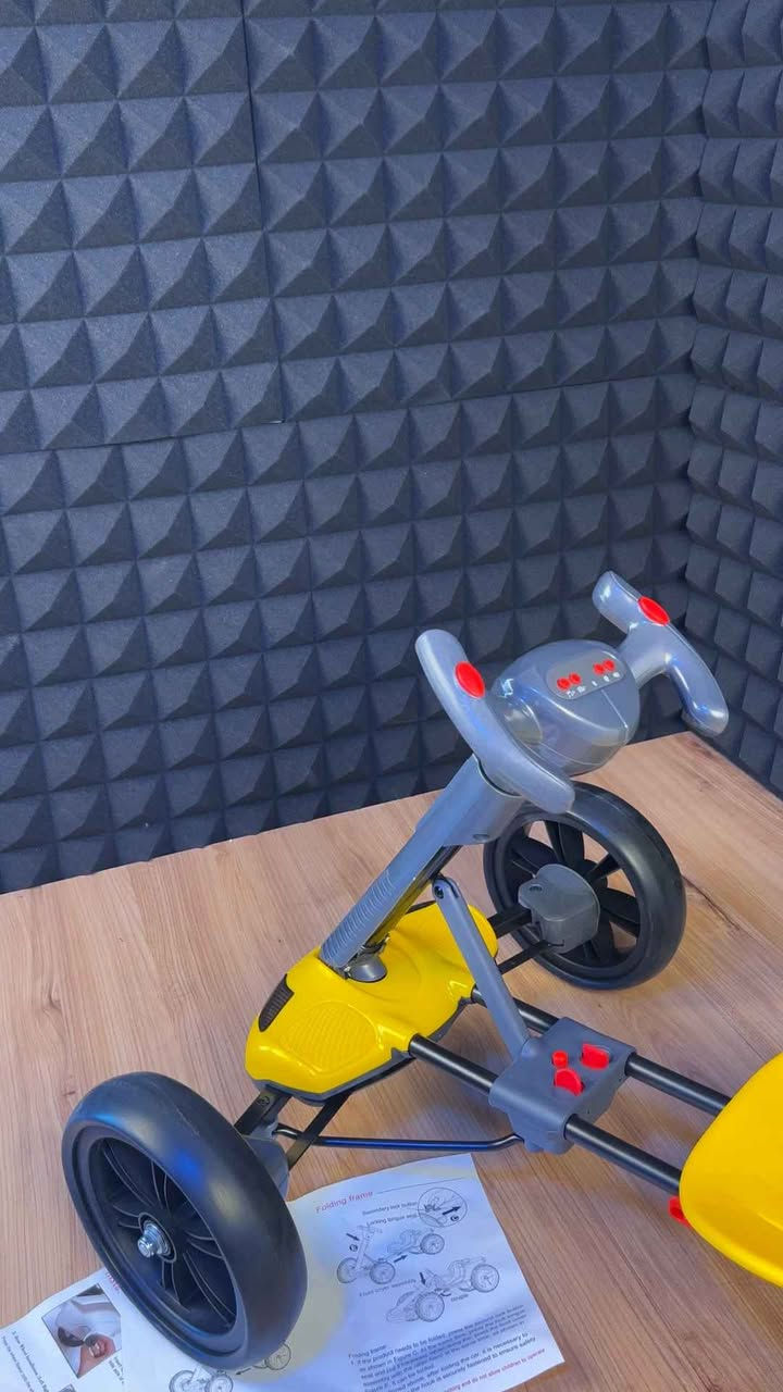 سيارة أطفال كهربائية تخلي طفلك يعيش أجواء القيادة الحقيقية 
تحكم يدوي أو ريموت حتى تبقى مطمئن عليه بكل لحظة 👌

موسيقى مدمجة واتصال بلوتوث لمرح أكثر 🎶

مقعد مريح وعجلات عريضة لثبات وأمان أفضل 🛞

قابلة للطي حتى تخزنها بسهولة بدون ما تاخذ مساحة 

شحن سريع واستمتاع طويل بغداد, العراق


**إذا كنت صاحب هذا الإعلان وتريد حذفه لأي سبب، رجاءا أرسل رسالة إلى الدعم الفني**