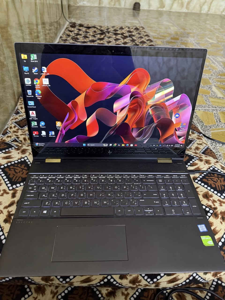 السلام عليكم حاسبه hp 
قيم وأخذ لان صراحه مااعرف اسعارهن


**إذا كنت صاحب هذا الإعلان وتريد حذفه لأي سبب، رجاءا أرسل رسالة إلى الدعم الفني**