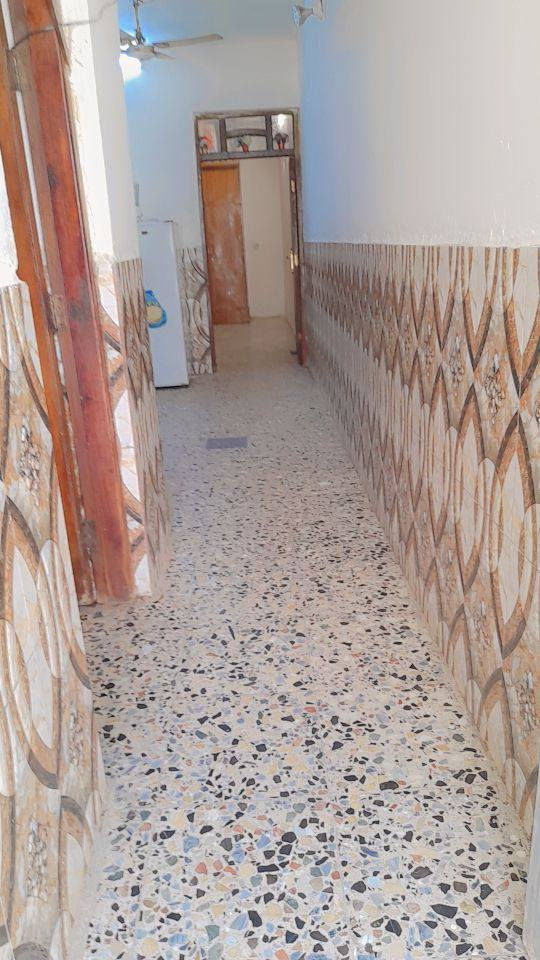 بيت للبيع مساحه ١٠٠متر طابو زراعي سند25بي إقرار محكمه سند وكاله خدمات كامل مكان الرئاسه العبيدي قرب مركز الصحي مال الرئاسه رقم الهاتف *********** سعر 70 بي مجال الشراي فقط
