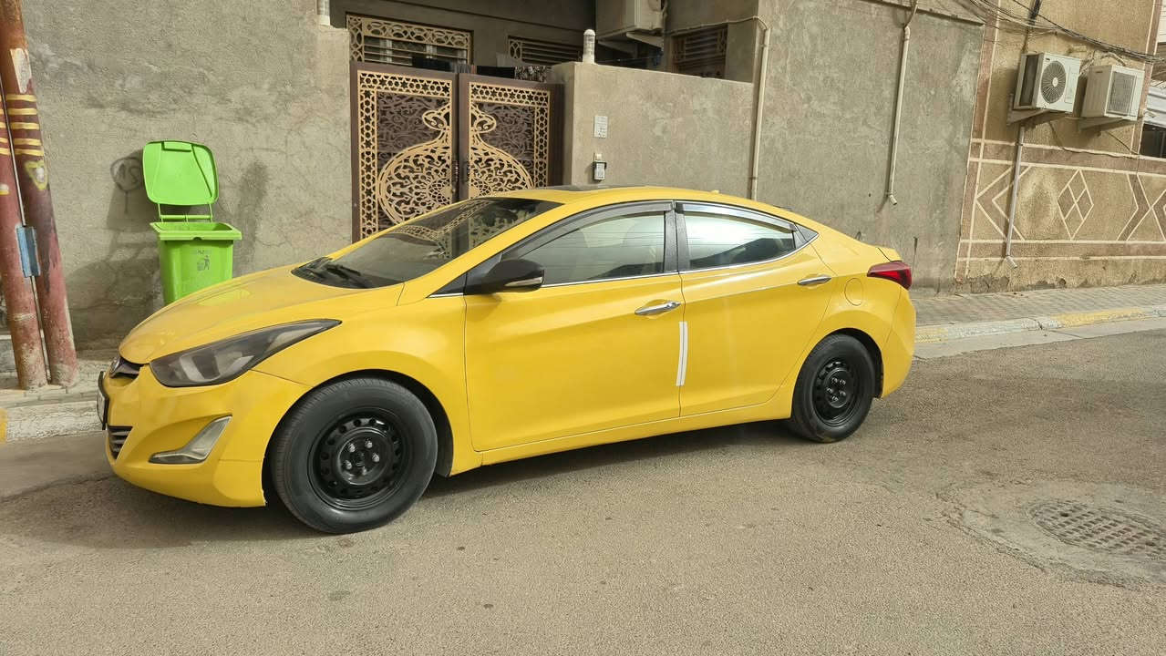 النتره مديل 14وارد امريكي
بيهه 3قطع بدون دواخل 
تبريد ثلج
حداديه جديده 
بصمه تشغيل
بصمه ابواب
شاشه 
تحكمات 
فتحه سقف
دخم تاير جديد 
مكاينه وكير خير منه الله 
رقم جديد تحويل مباشر 
تجي تفحص سياره جاهزه ومتعوب عليهه 
سعر ٩٥ وبيهه مجال حك جيه 
مكاني كربلاء حي العسكري ***********
