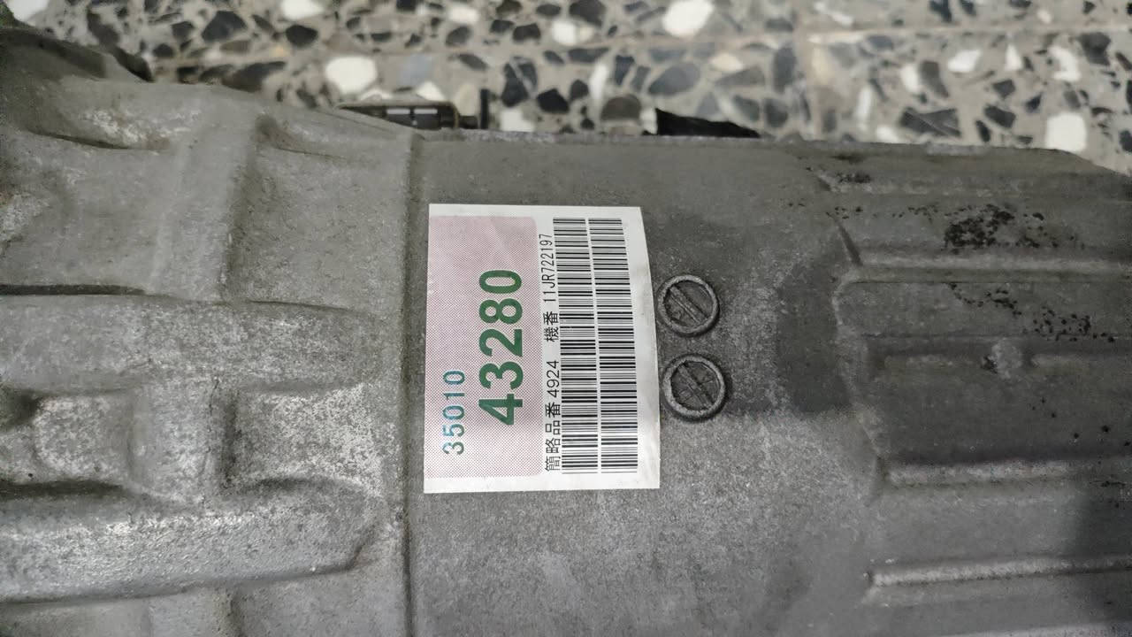 سلام عليكم عدي كير جديد مستخدم استخدام قليل ينشد علا مكينه 2500ونص كير مرتب وقوي
سعر 550وبيه مجال
مكان بصره زبير محلت عرب أوله 
***********
