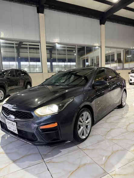 عه سبخ بدون دواخل ٢ سبخ امريكى كلير
گيرو محريك و ايرباك شه رت
كوشن  هيته ر و ستيرن هيته ر
ماشيه ١٨٠ كيلومه تر
تحويل و وكاله و غرمه شرط
سعر:١١٥ ورقه
عنوان : دهوك - تيرمينه ل رقم ٥٤
رقم: ***********
