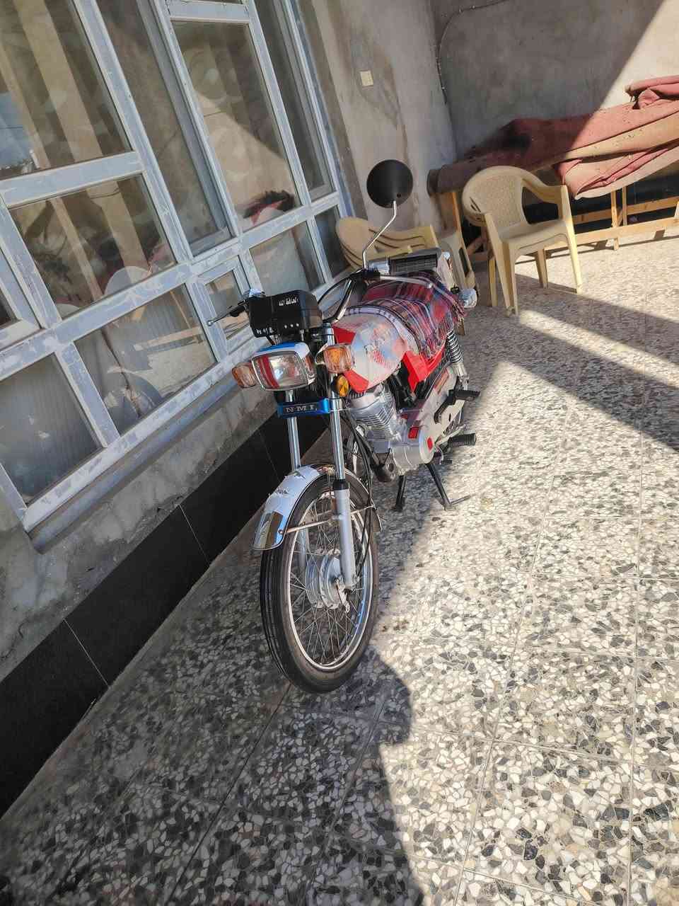 شلامجه اصلي بلاد 23للبيع اوراق اصولي السعر 1375وبيه مجال قليل المكان كربلاء طوريج الاتصأل بألرقم ***********
