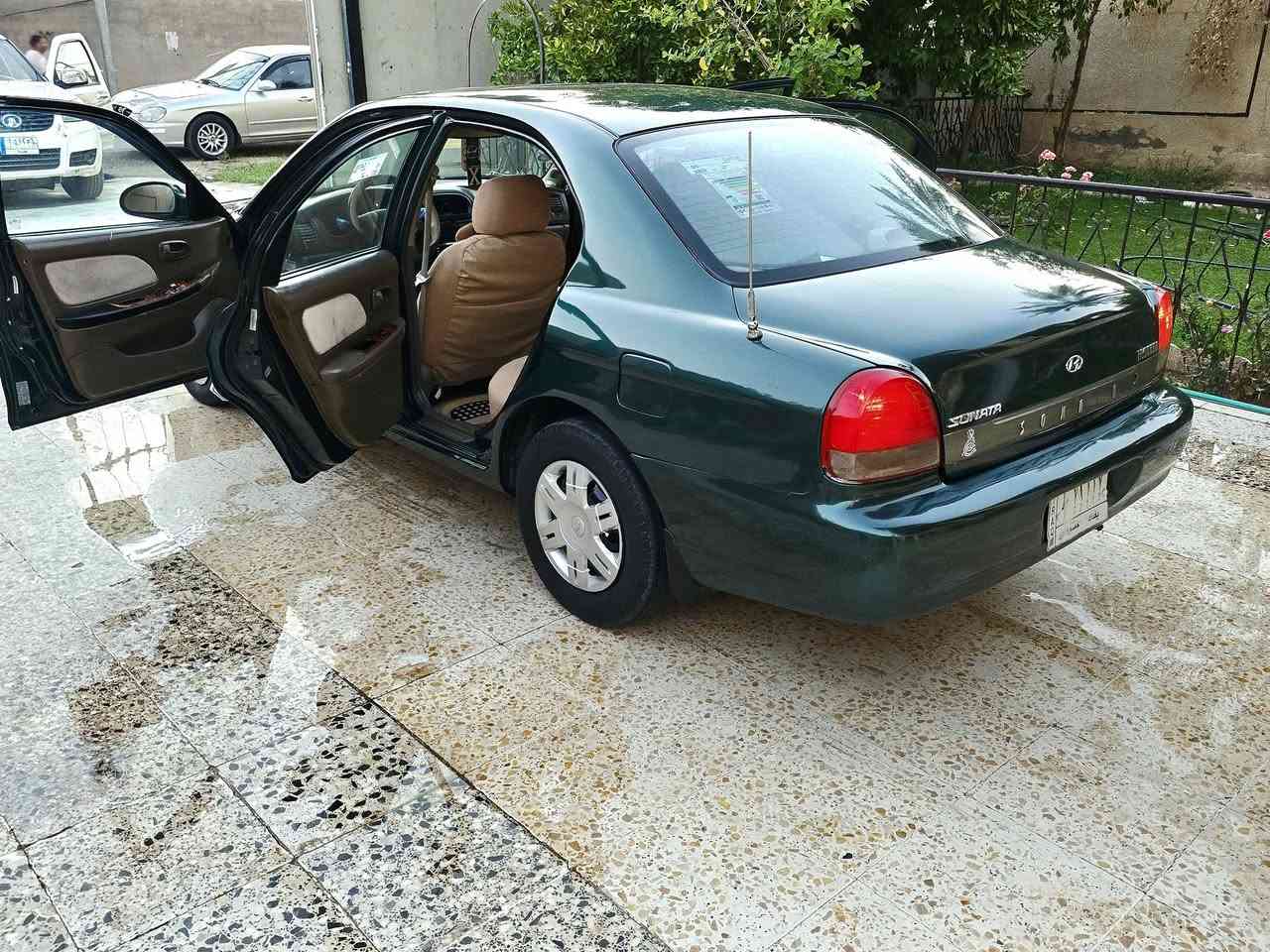 سوناتا 2001 رقم بغداد مكينه وكير جدد حاويه شادهن صدر خلفي أمامي جديد كهربائيات كلهه تشتغل تبريد ثلج مصبوغه صبغ درجه اولى للجماليه سياره جاهزه من كلشي  السعر 60 وبيهه مجال حك الجيه مكاني ديالى الغالبيه للتفاصيل سيد حيدر ***********..

