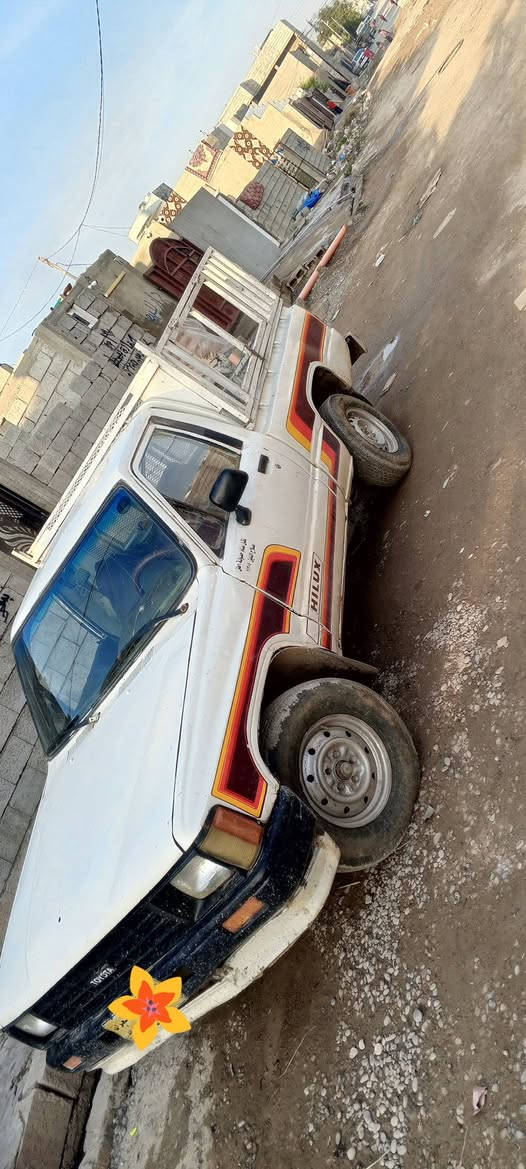 السلام عليكم بيكم 88 رقم صلاح الدين اصفر شرط تحويل محرك ثري واي لاصرف ولاتبخير شاصي جديد تايرات جديد باتري جديد كهربائيّة شقله ترهم بيع ومرواس بقماره قديم السعر 30وبيه مجال الطيبين العنوان كركوك ناحية الرشاد الاستفسار ع الرقم‏‪  ‏‪            ‏‪0782 919 2261‬‏
